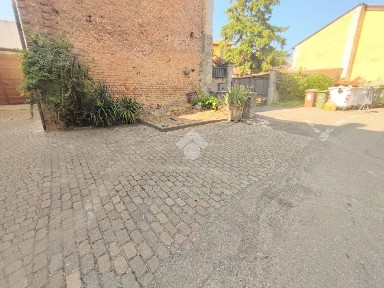Paderna, Via Cinque Martiri, 20