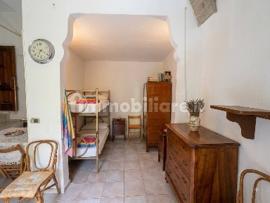 Bilocale via Santa Lucia, Centro, Taggia