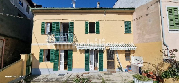 Montecastello, Via Fiume
