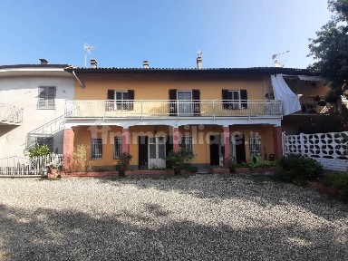 Terratetto unifamiliare vicolo Monzanbano, Centro, Frugarolo