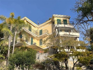 Trilocale via delle Rose, 6, Ospedaletti