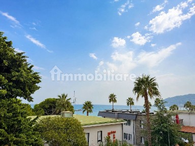 San Bartolomeo al Mare, Via Cristoforo Colombo, 10