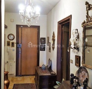 Quadrilocale buono stato, secondo piano, San Martino - Villetta, Sanremo