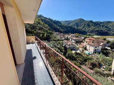 Quadrilocale da ristrutturare, primo piano, Trucco, Verrandi, Porra, Ventimiglia