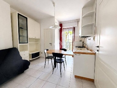 Bilocale via Aurelia 24, Piani di Borghetto, Ospedale, Bordighera