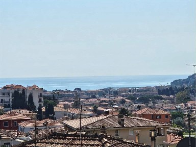 Bilocale diano castello, 17, Centro, Diano Marina