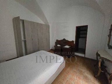 Trilocale via Giuseppe Garibaldi 9, Centro Storico, Ventimiglia