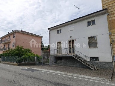 Ottiglio, Via Roma, 32