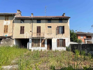 Terratetto unifamiliare via Magenta 42, Centro, Morano sul Po
