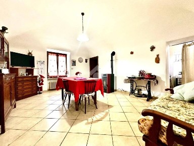 Terratetto unifamiliare via Novi 67, Centro, Basaluzzo