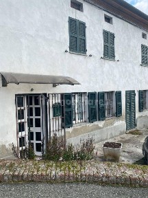 Terratetto unifamiliare piazza Milite Ignoto 9, Montecastello