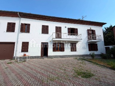 Terratetto unifamiliare via Santa Maria 5, Centro, Pietra Marazzi