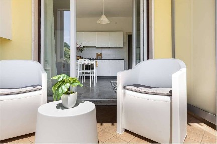 Trilocale via foscolo, 6, Centro, Diano Marina