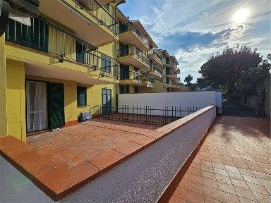 Diano Marina, Via Diano Castello, 64