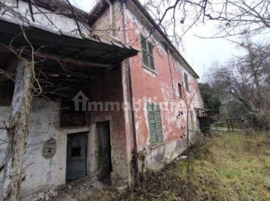 Casa indipendente all'asta regione Doscio, 13, Bistagno