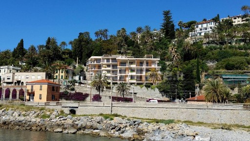 Trilocale via Charles Garnier 21, Centro Storico, Sant'Ampelio, Bordighera