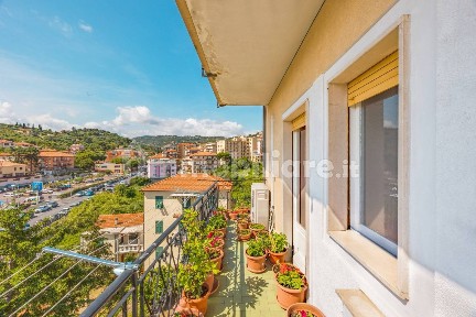 Imperia, Via Martiri della Libertà, 42