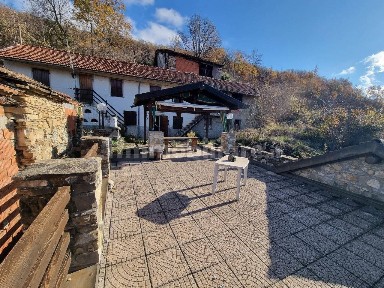 Terratetto unifamiliare frazione Teo 34, Teo, Cabella Ligure