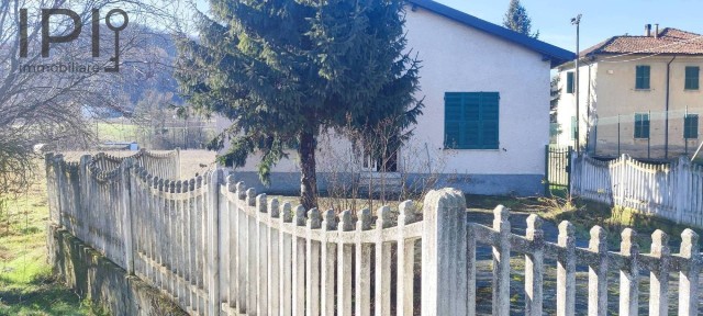 Merana, Via Chiesa Nuova, 1