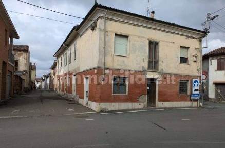 Casa indipendente all'asta via Badia, 39-45, Sezzadio