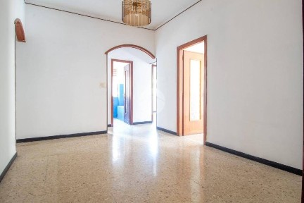 Appartamento via Artallo 31, Porto Maurizio, Imperia