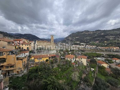 Trilocale via Piemonte 16, Centro Storico, Ventimiglia