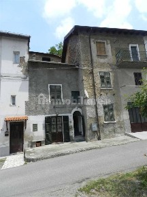 Terratetto unifamiliare 100 m², buono stato, Centro, Stazzano