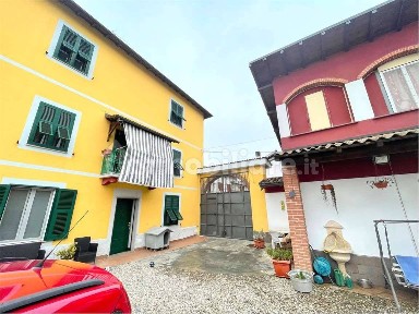 Terratetto unifamiliare 215 m², ottimo stato, Centro, Pozzolo Formigaro