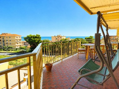 Trilocale via aurelia ponente 48, Riva Ligure
