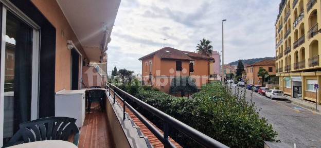 Trilocale via Felice Cascione, Centro, Diano Marina