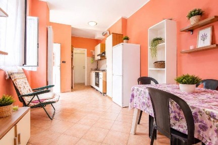 Bilocale via giuseppe airenti 56, Porto Maurizio, Imperia