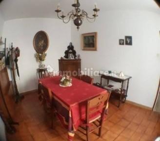 Terratetto unifamiliare 96 m², Centro, Bosio