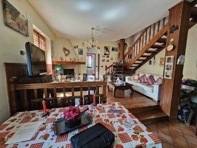 Terratetto unifamiliare 178 m², buono stato, Mongiardino Ligure