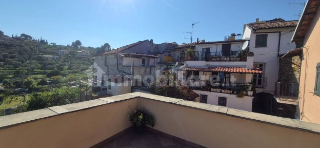 Diano Marina, Via San Leonardo, 20