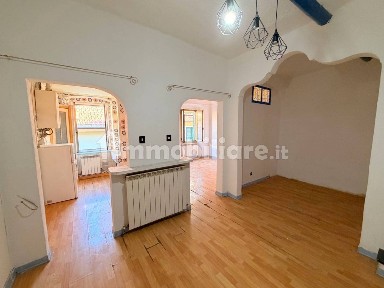 Bilocale via Giorgio des Geneys 3, Oneglia, Imperia