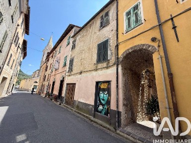 Quadrilocale via PAOLO MANFREDI 44, Centro, Vessalico