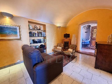 Quadrilocale piazza Angeli Custodi 2, Grimaldi, Mortola, Ventimiglia