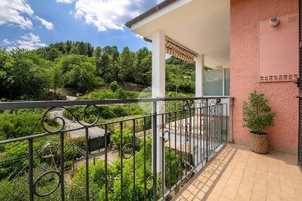 Trilocale Str. Montegrazie 34, Moltedo, Montegrazie, Imperia
