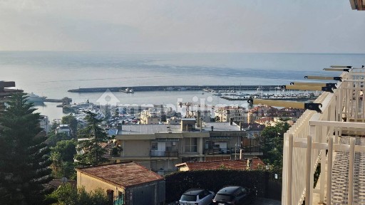 Quadrilocale via Johann Wolfgang von Goethe, Ospedale, Sanremo