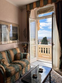 Trilocale via Romana, Centro, Bordighera