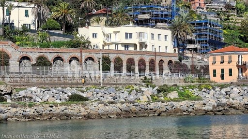 Bordighera, Via Charles Garnier, 54