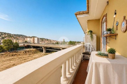 Imperia, Via Argine Destro, 303
