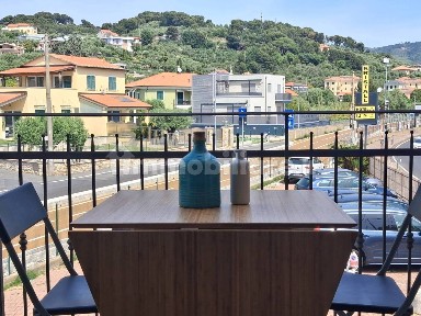 Bilocale via Generale Ardoino 267, Centro, Diano Marina