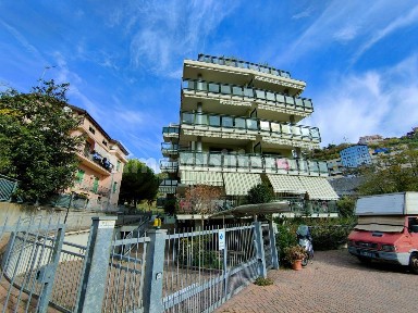 Trilocale via Alfonso La Marmora 295/e, San Martino - Villetta, Sanremo