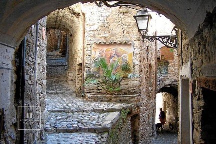 Trilocale via Sant'Anna 6, Centro, Apricale