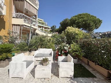 Bilocale buono stato, piano terra, Solaro, Sanremo