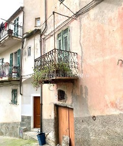 Appartamento via Dottor Francesco Ramoino, Centro, Pontedassio