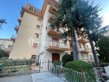 Bilocale via Martiri della Libertà, 217, Borgo, Sanremo