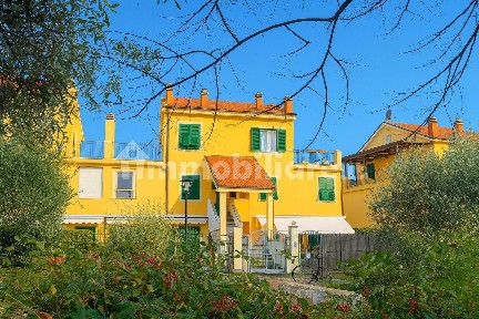 San Bartolomeo al Mare, Via dello Spuntone, 24