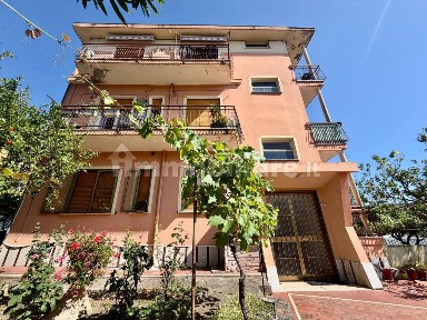 Diano Castello, Via Paolo Borsellino, 9
